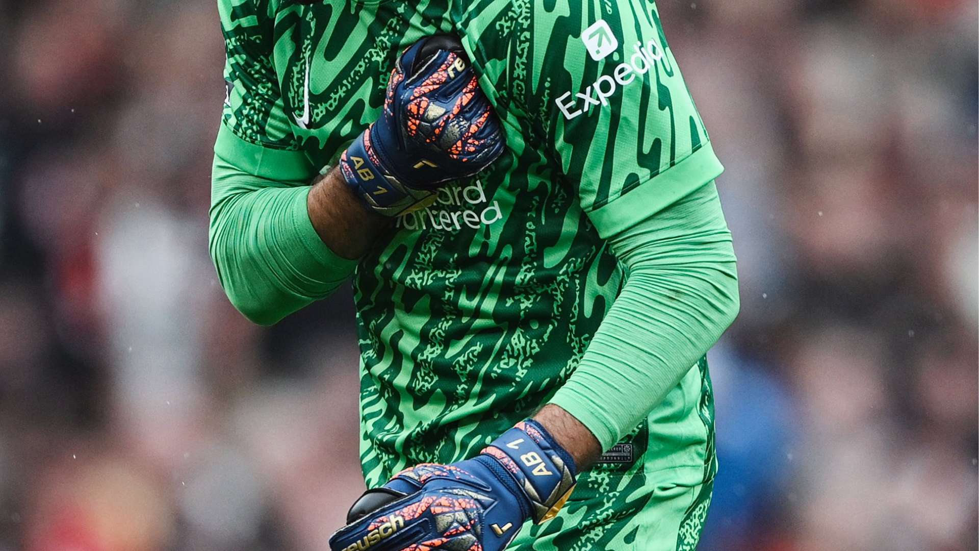 谷爱凌再战坡面障碍技巧 资格赛第一晋级决赛.